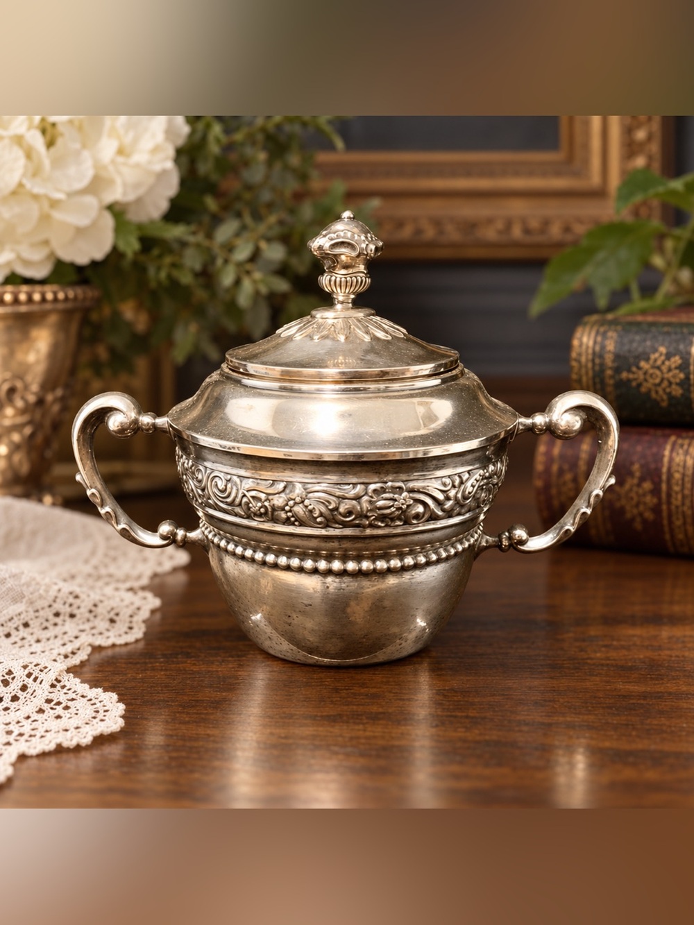 🔽PRICE DROP Vintage Ornate Silver-Plated Lidded Sugar Bowl – M.E. Plateado